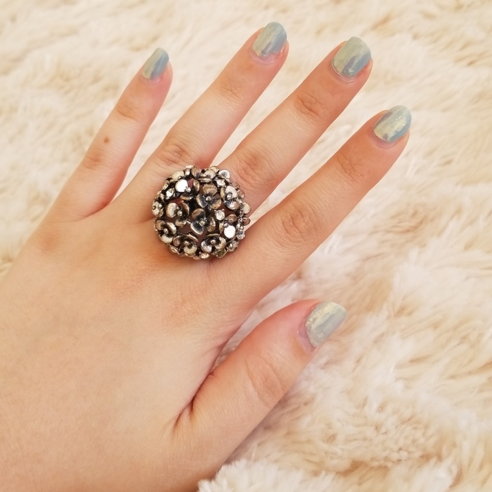 💍Statement Ring with small flowers 🔹️silver